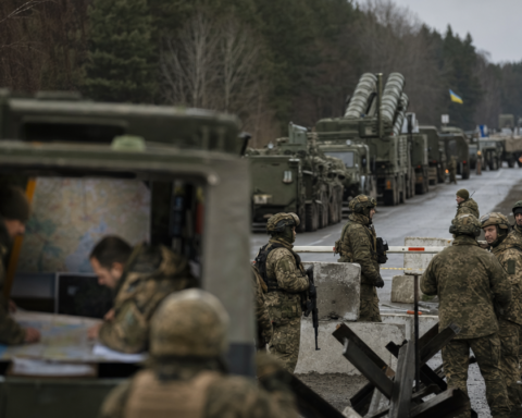 Эскалация на белорусско-украинской границе: мобилизация, гиперзвуковые ракеты и 500 стратегических целей Киева
