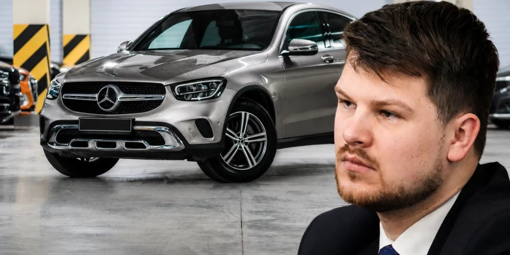 Депутат Сейма Айнаars Шлесерс задекларировал покупку Mercedes на 474 470 евро