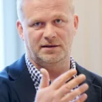 Евродепутат предлагает увеличить финансирование не только армии, но и другим структурам безопасности