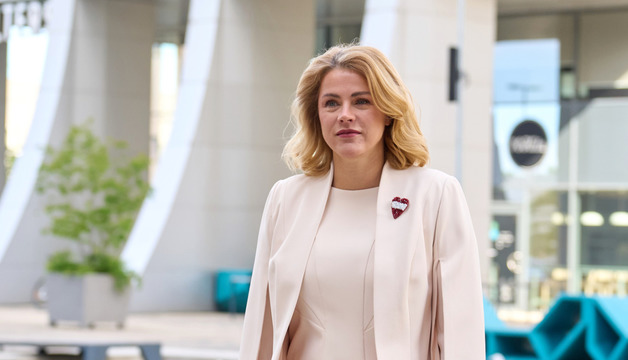 Генеральная прокуратура проверяет использование VIP-зала премьером Силиней во время поездки за границу