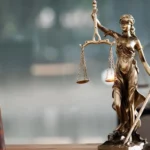 Государство предлагает жителям Латвии бесплатную юридическую помощь при форс-мажоре