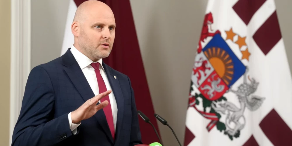 Кандидат в премьер-министры Кулбергс представил состав нового правительства Латвии