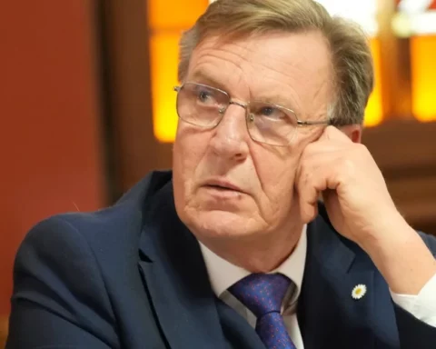 Кандидатами на пост премьер-министра называются Марис Кучинскис и представители фракций Сейма