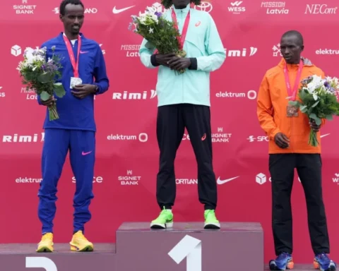 Кениец выиграл марафон в Риге, Берзиньш стал чемпионом Латвии