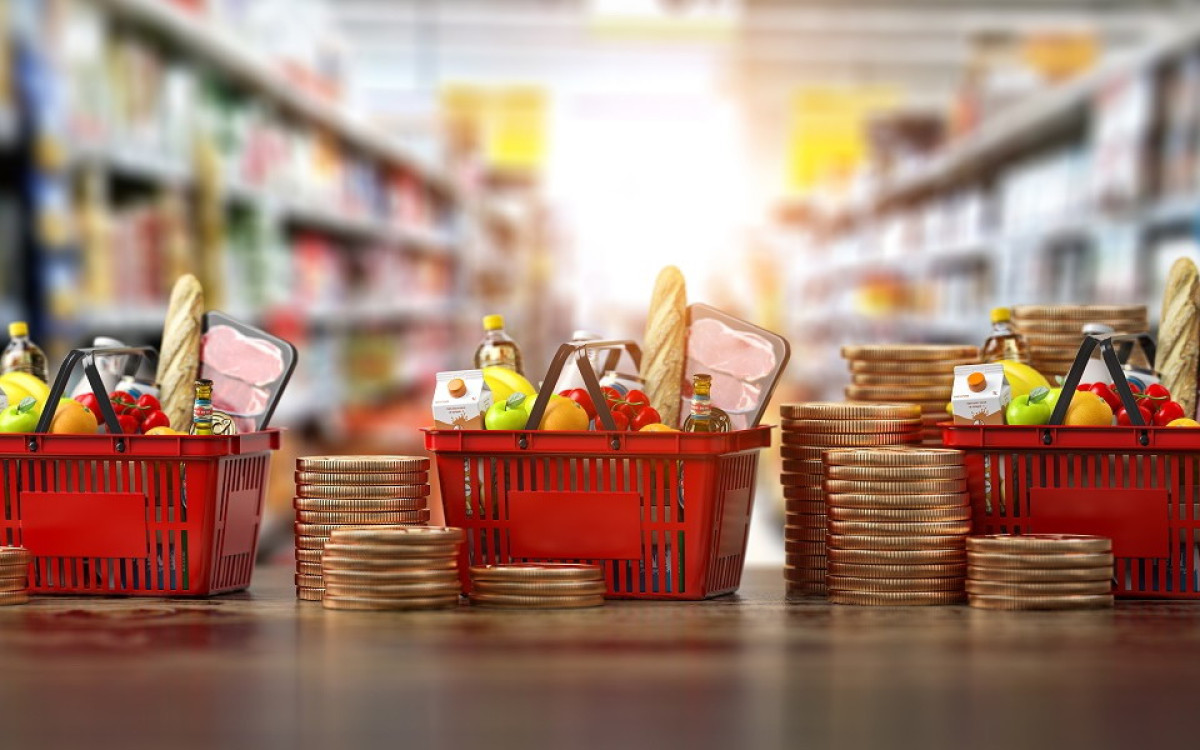 Минфин Латвии разработал план для снижения цен на продукты питания через реформу регулирования торговли
