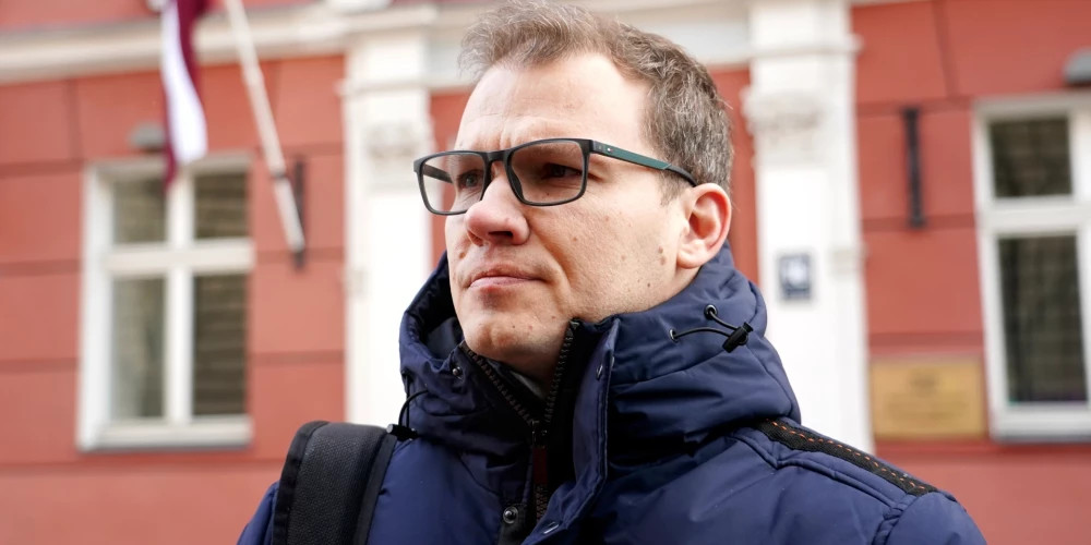 Райвис Дзинтарс делает заявление о выходе из "большой" политики после 15 лет руководства