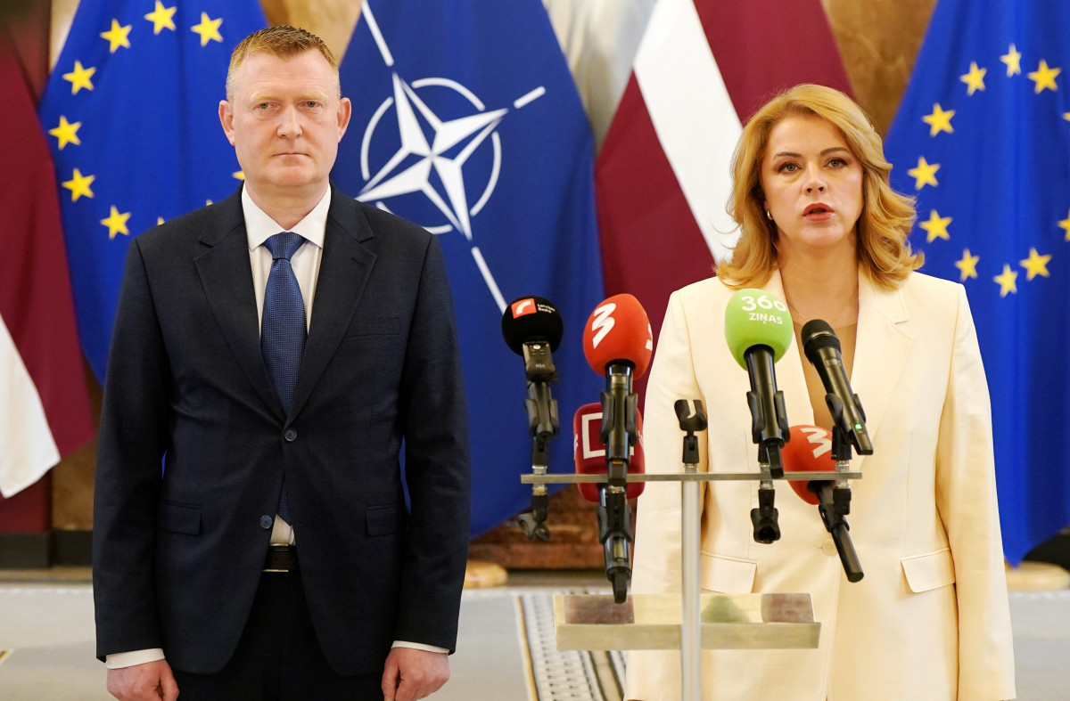Силиня поддержала кандидатуру Мелниса на пост министра обороны Латвии