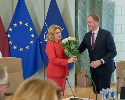 Силиня покинула правительство Латвии, министры выразили благодарность за сотрудничество