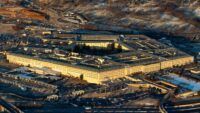 США заключают соглашения с Big Tech для использования ИИ в секретных военных сетях
