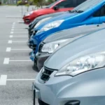 В Латвии вводят поправки в правила дорожного движения о стоянке автомобилей