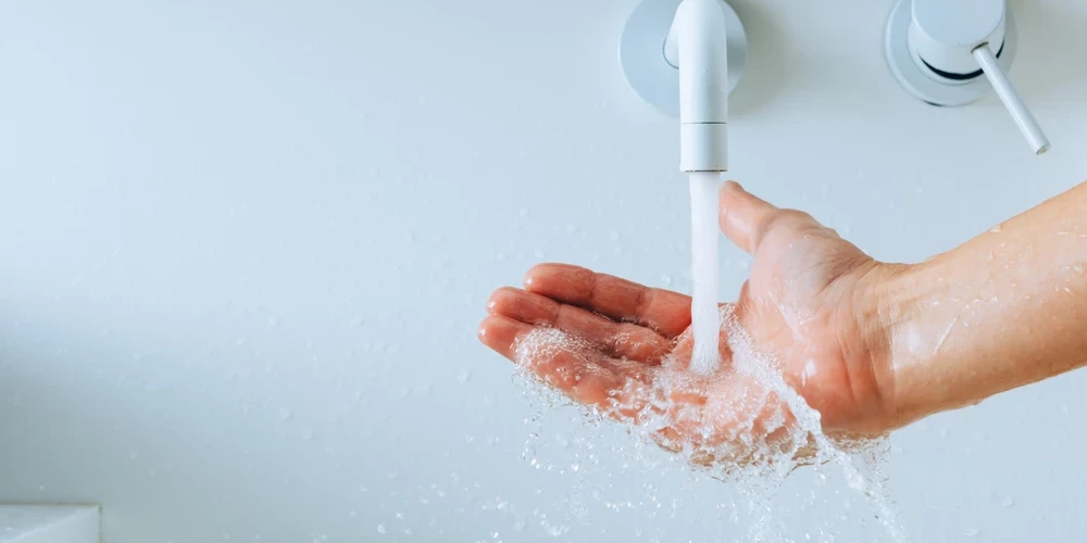 В Rīgas siltums сообщила о плановом отключении горячей воды в Риге