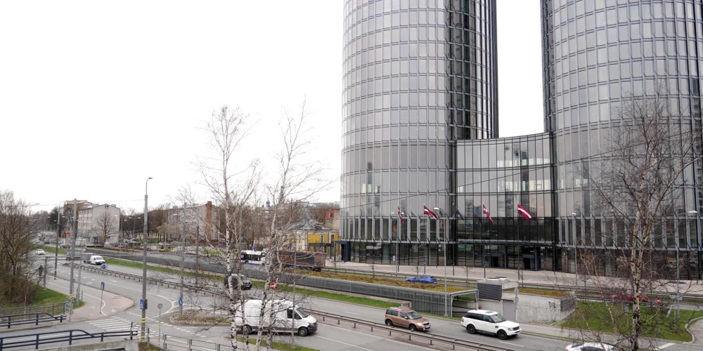 В Риге открыт новый подземный автопаркинг в комплексе Zunda Towers