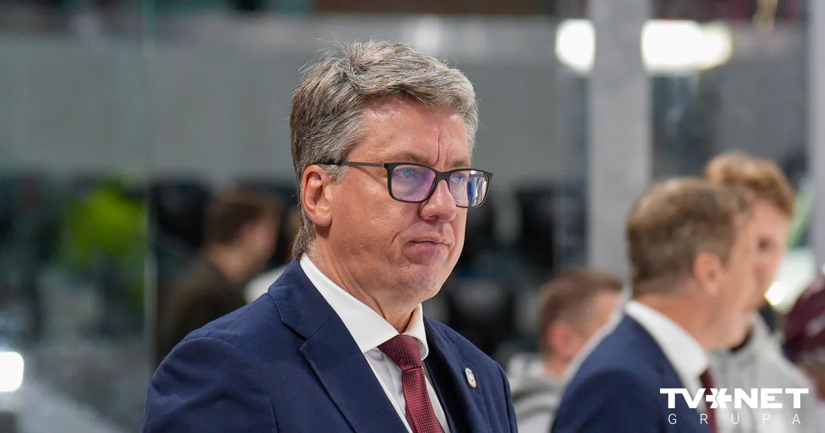 Витолиньш объяснил выбор вратаря Митенса вместо Гудлевскиса после поражения от Финляндии