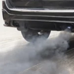 Жители Латвии начинают отказываться от дизельных автомобилей в пользу электромобилей и гибридов
