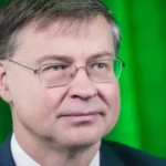 Домбровскис подчеркивает необходимость инвестиций в исследования и инновации в Латвии