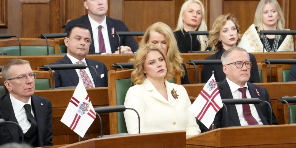 Экс-премьер Эвика Силиня вновь избрана в Сейм и комиссии