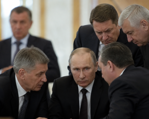 Российские элиты усиливают борьбу за власть на фоне затяжной войны и санкций