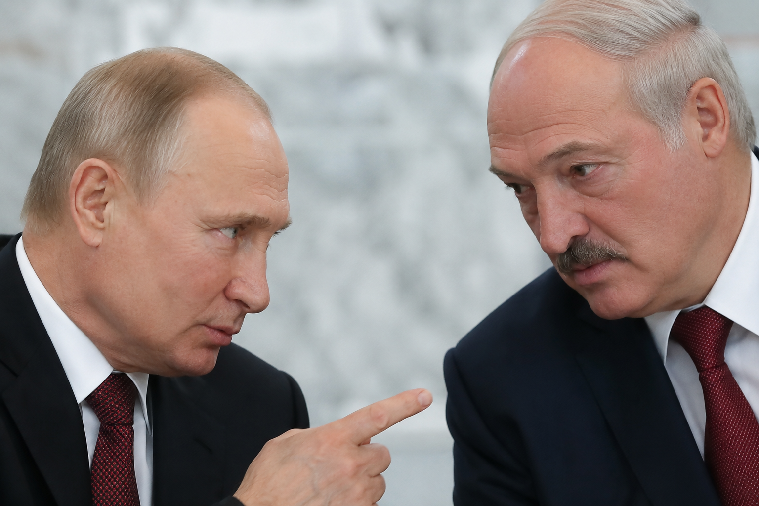 Путин требует от Лукашенко участия Беларуси в военных действиях против Украины и НАТО