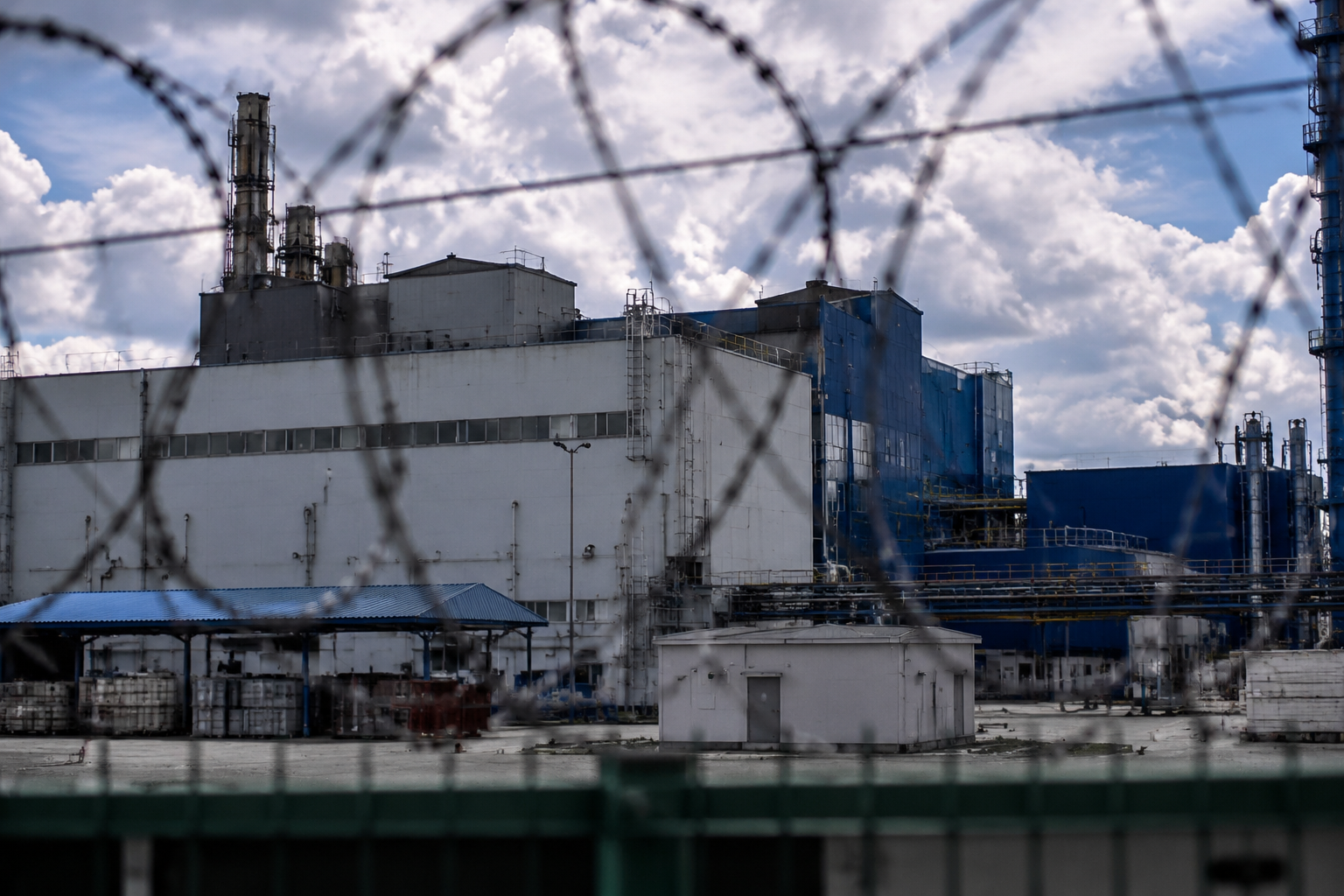 russia’s leading synthetic sapphire producer files for bankruptcy amid sanctions and supply disruptions