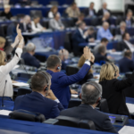 47 депутатов Европарламента призвали ЕС ввести запрет на поставки ирландского глинозема в Россию