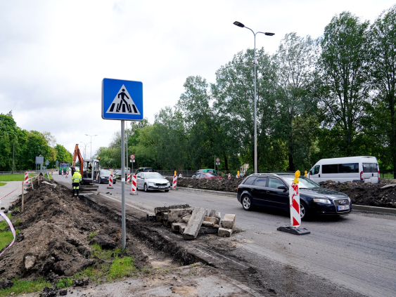 Госкомпания "LAU Infra grupa" вышла на биржу, предлагая акции по 1,57 евро