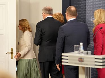 Государственная канцелярия выделит 509 405 евро на выплаты увольняющимся членам правительства Силини