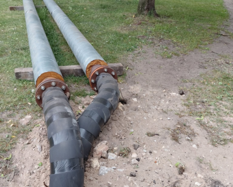 Мэр Риги Виестурс Клейнбергс предложил передать акции Rīgas siltums самоуправлению для повышения контроля над теплоснабжением.