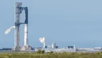 NASA презентовало новый костюм для астронавтов миссии Artemis IV в сотрудничестве с Prada