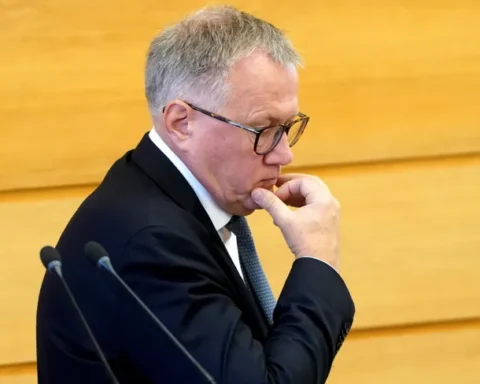 "Новое Единство" выдвинуло Арвила Ашераденса кандидатом на пост премьера Латвии