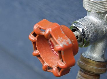 Риге закрыли магазин Maxima X из-за утечки воды, никто не пострадал