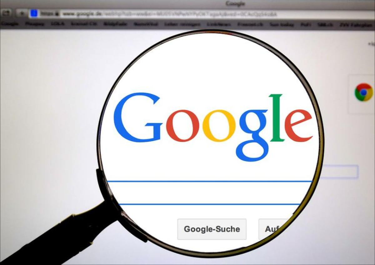 SEB предупреждает о мошенниках, использующих рекламу Google для подделки сайтов