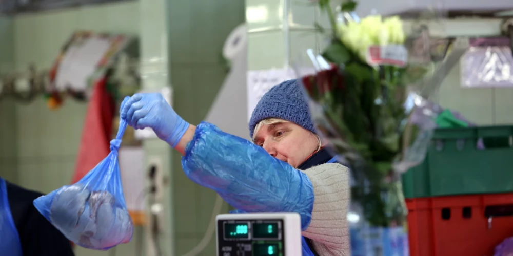 У предпринимателей Рижского Центрального рынка возобновилась продажа мяса и копченостей
