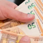 В Латвии работодатели обязаны внедрить прозрачную систему оплаты труда