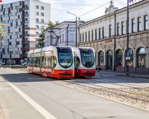 В Лиепае планируют расширить льготы по проезду в общественном транспорте