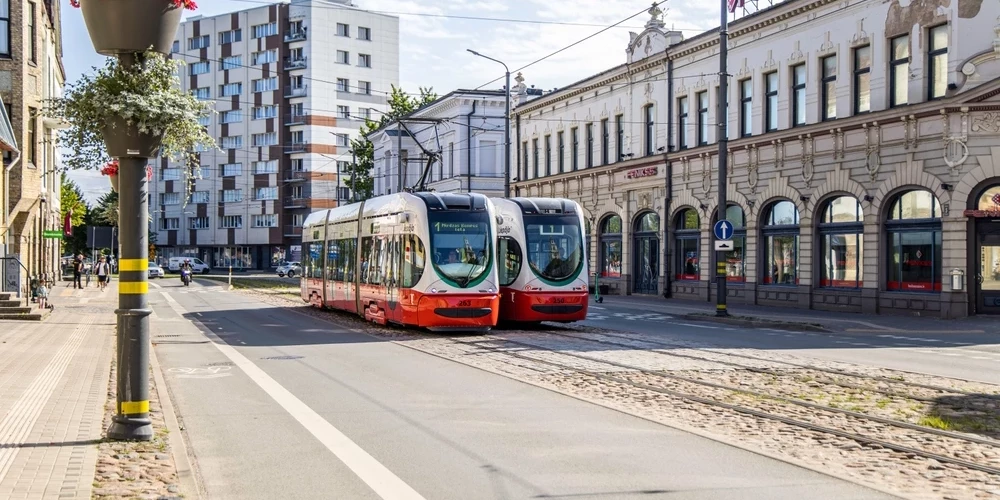 В Лиепае планируют расширить льготы по проезду в общественном транспорте