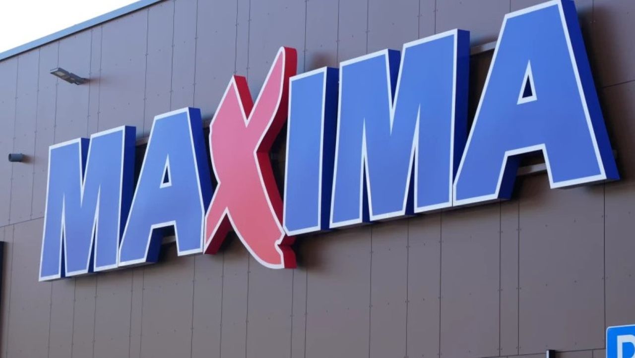 В Риге закрыт магазин Maxima X из-за протечки воды в здании