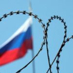 В России принят закон об аресте имущества россиян, уехавших за границу, за правонарушения против интересов страны
