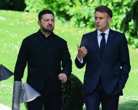 Зеленский сообщил о отказе Путина встретиться на саммите G7 после атаки дронов на Москву