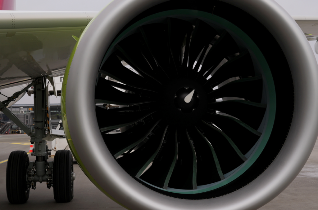 Агентство Fitch присвоило airBaltic негативный статус и предупредило о риске дефолта