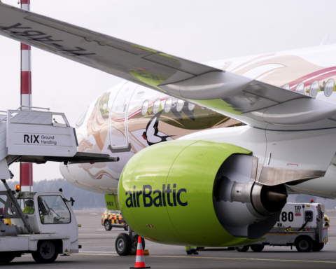 airBaltic предупреждает о грядущих последствиях для Латвии без стратегического инвестора