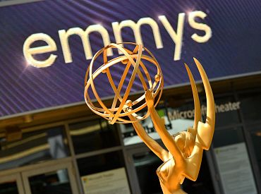 Apple TV+ получил рекордные номинации на премию Emmy 2026, включая 19 для "Бухты вдов"