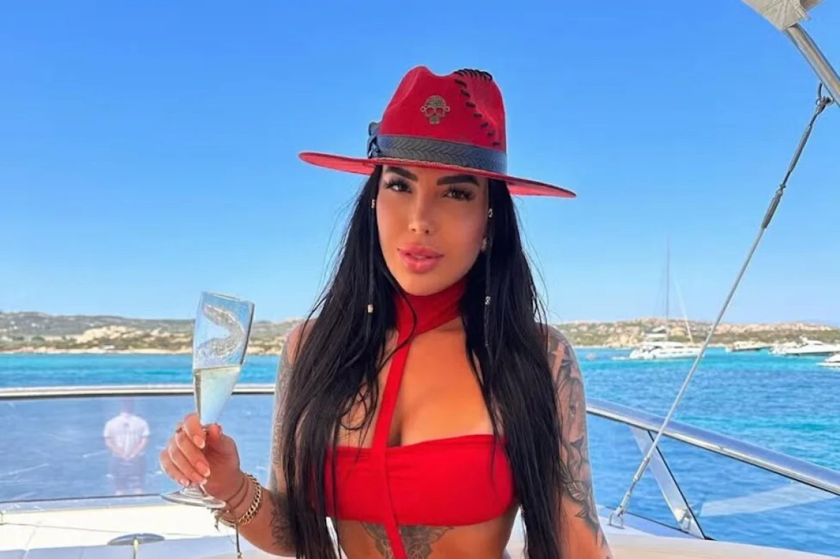 Бразильская модель Кауана Бильяр погибла, упав с 27-го этажа в Дубае