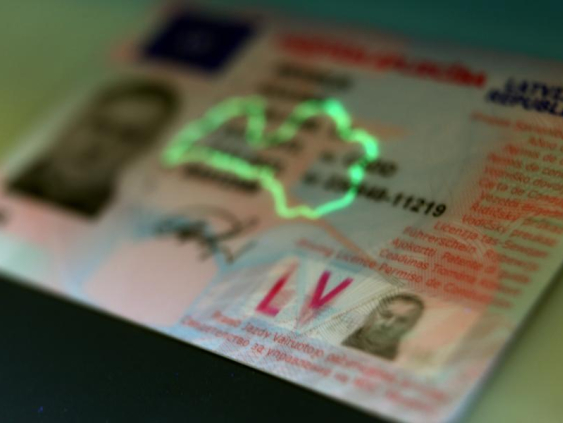CSDD предоставит возможность дистанционного оформления водительских удостоверений с 2 января 2024 года