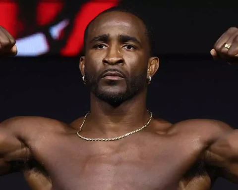 Джефф Нил снялся с боя на турнире UFC 330, оставив Чиди Нжокуани без соперника