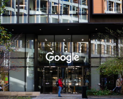 Еврокомиссия оштрафовала Google на 890 миллионов евро за нарушения закона о цифровых рынках