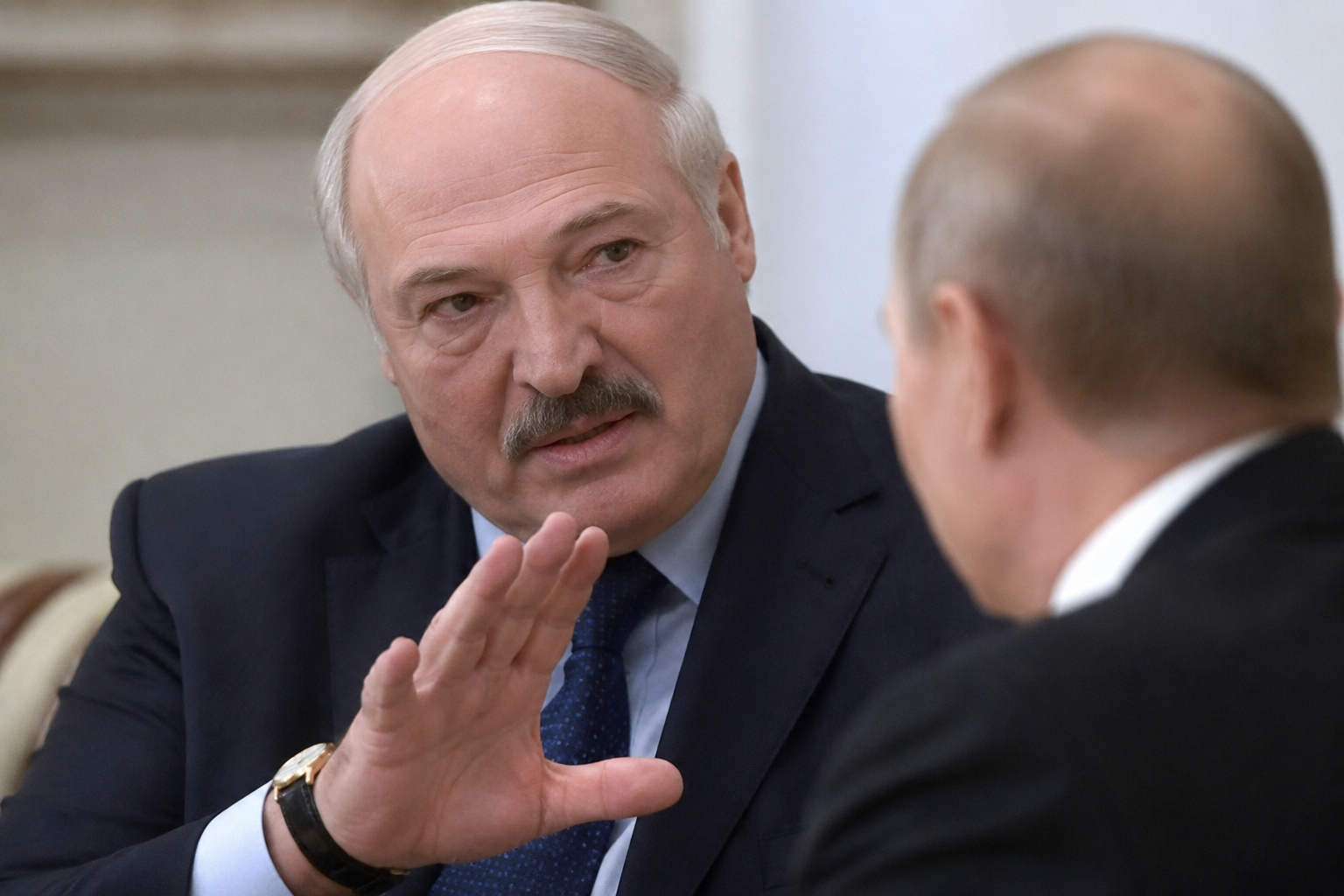 Александр Лукашенко проводит кадровую политику, ограничивающую интеграцию Беларуси с Россией