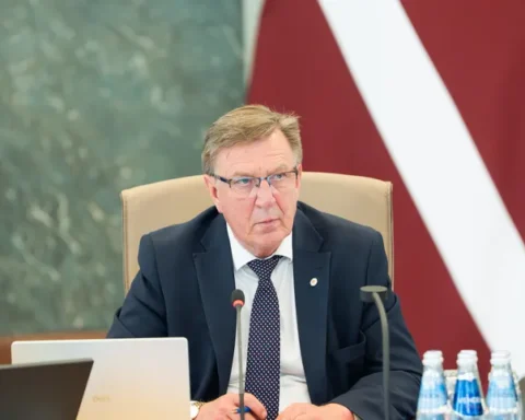 Кучинскис призвал министерства Латвии не планировать новые бюджетные расходы на 2024 год