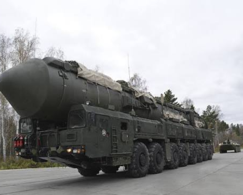 Латвийский политолог Юргис Лиепниекс прогнозирует возможность применения Путиным ядерного оружия