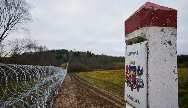 Латвия временно закрыла границу с Беларусью по техническим причинам