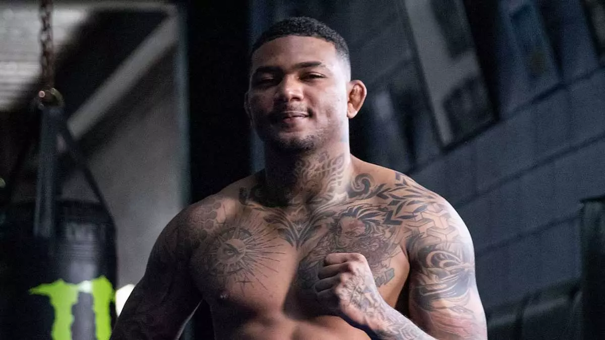 Майкл Моралес назначен запасным бойцом на турнире UFC 330 в Филадельфии